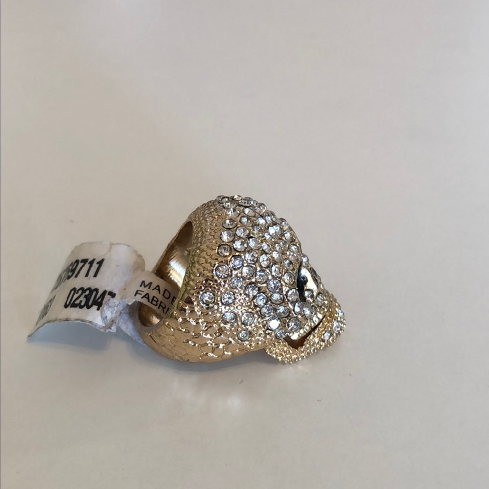 Skull ring - Picture 2 of 5